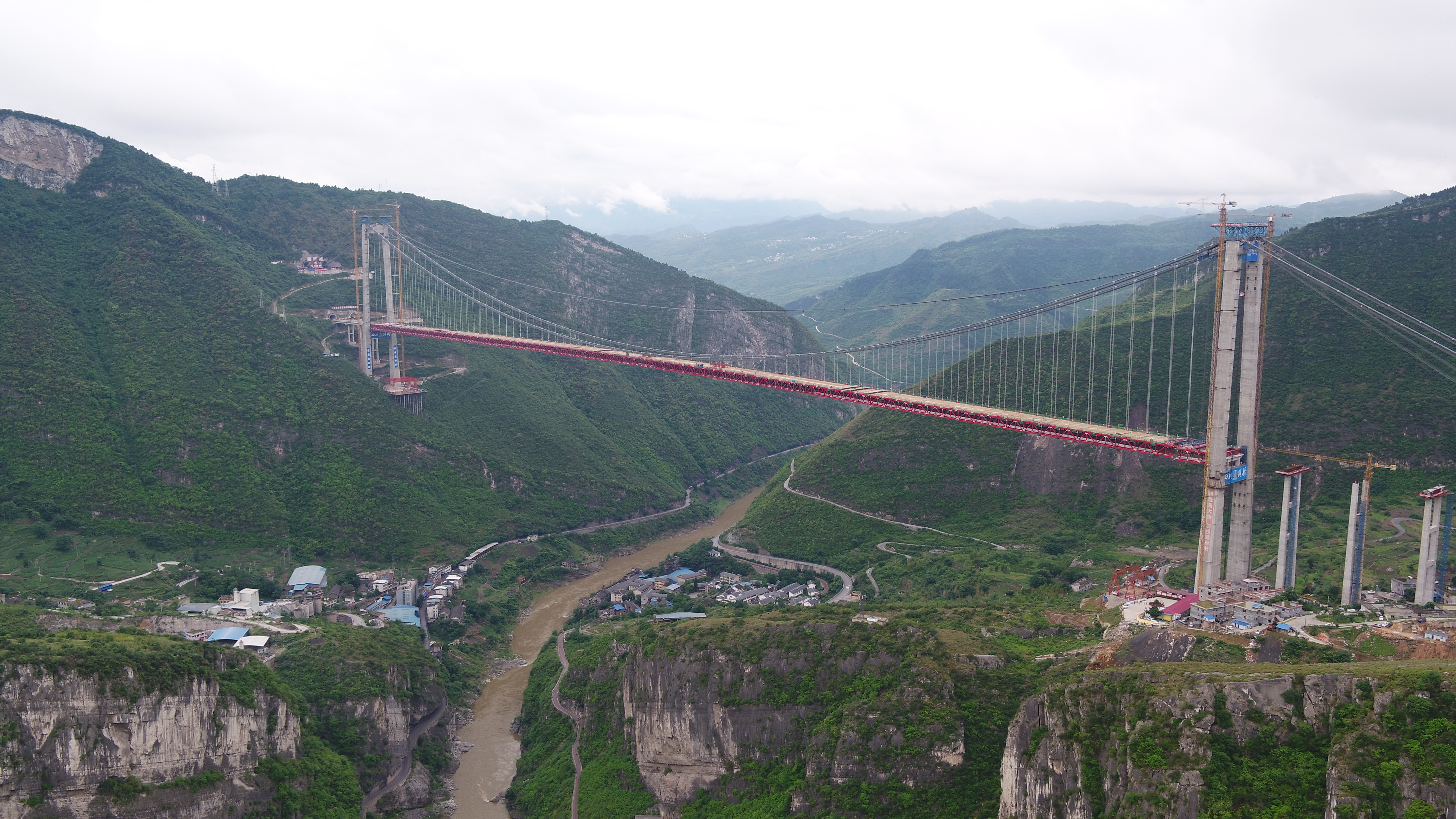 赤水河大桥合龙