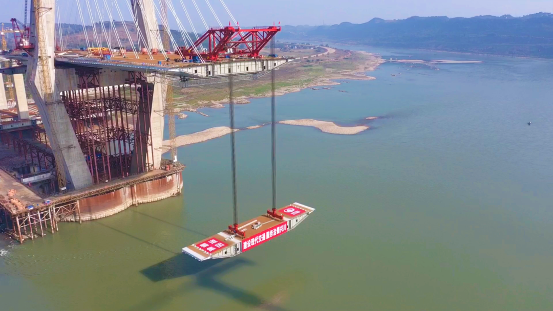 新年首秀！临港长江大桥建设再获央视关注